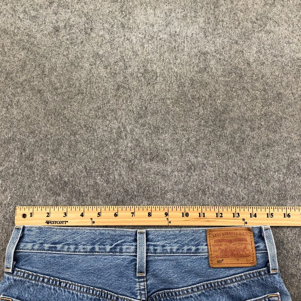 Levis 501 Jeans Mens 28x32 Blue Light Wash Regular Straight Denim Pants Casual